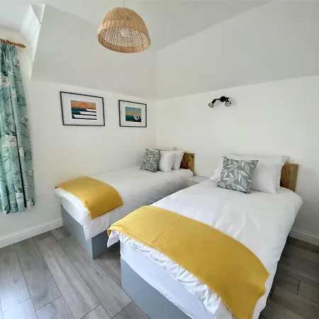 Surfside Apartment Woolacombe Exterior photo